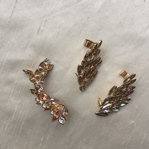 Set of ear cuff earrings